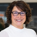 Deena Naccarella Headshot